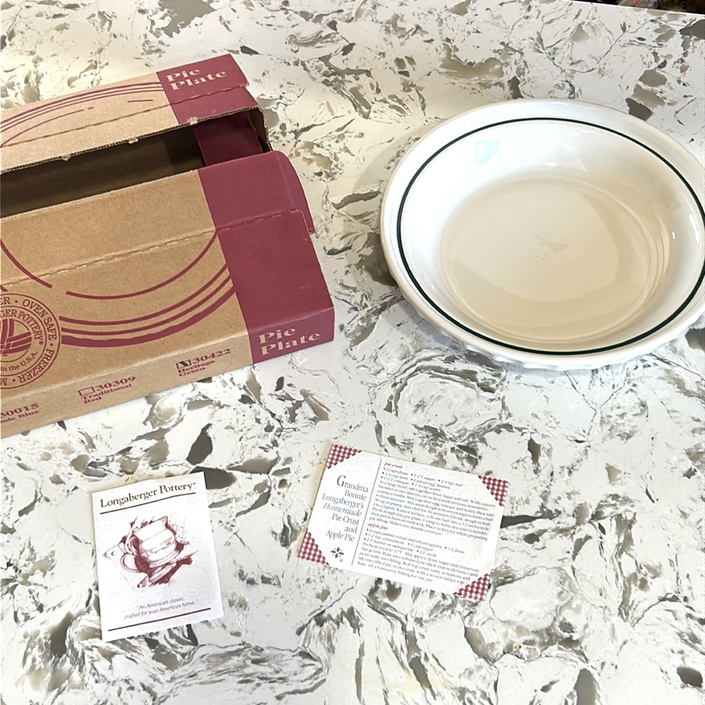 Longaberger Pottery 10” Pie Plate New in Box- Green- Woven